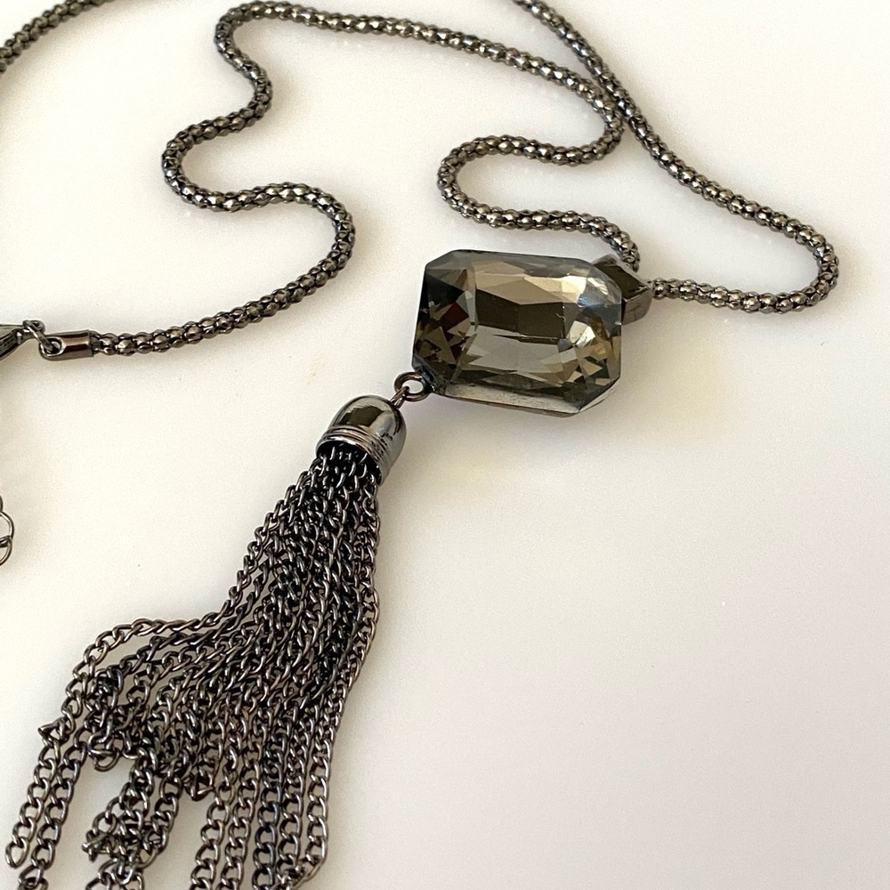 Cara N.Y. Necklace Crystal Glass Pendant Tussle 25”+ 3” Flaws